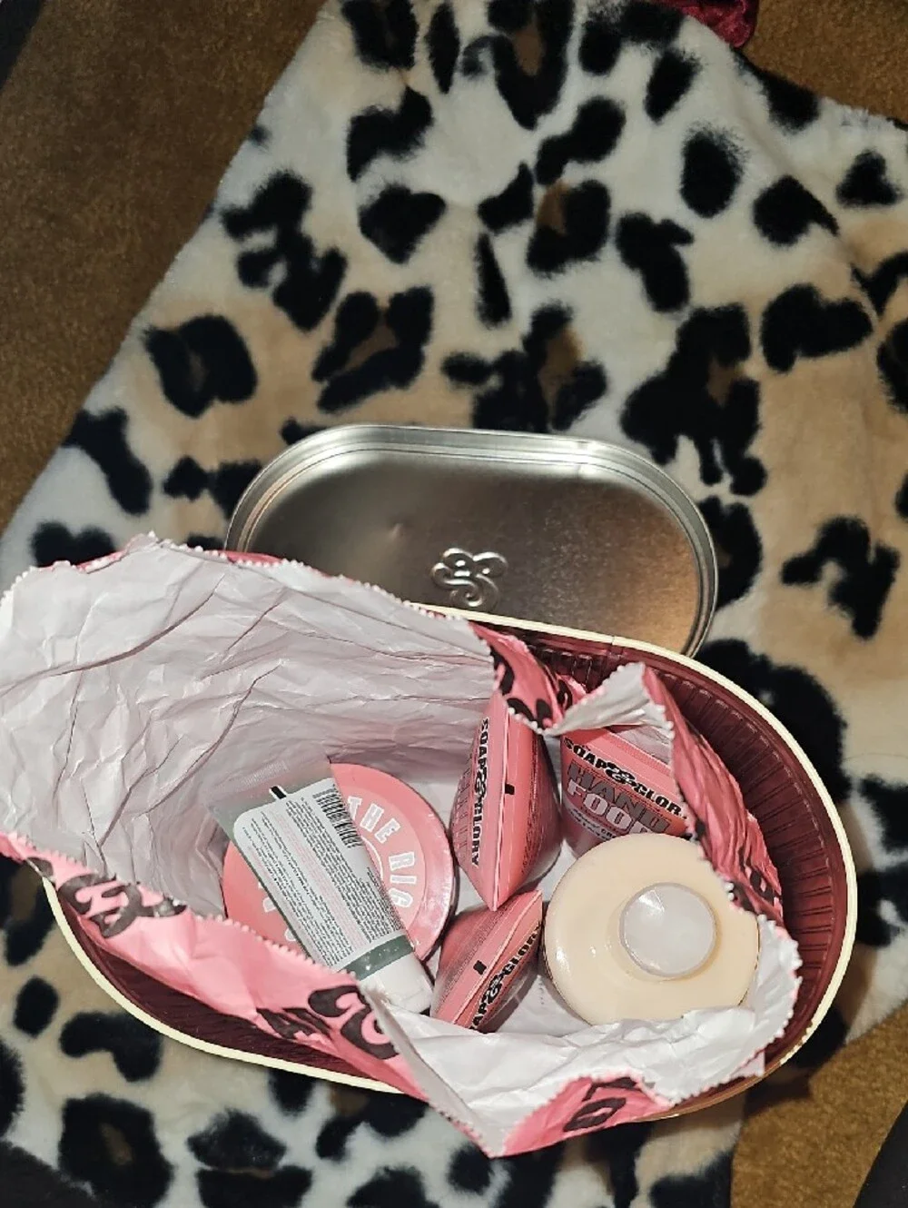 Soap & Glory Pink Bath & Body Gift Set — Pink With With Storage Tin And Lid.
